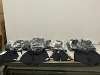 Partij diverse adidas shorts (59x)