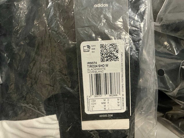 Partij diverse adidas shorts (59x) - afbeelding 6 van  11