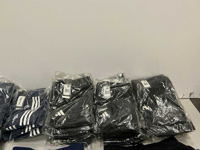 Partij diverse adidas shorts & skorts (93x) - afbeelding 6 van  12