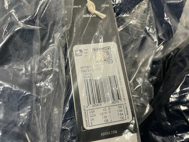 Partij diverse adidas shorts/skorts (136x) - afbeelding 8 van  19