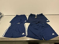 Partij diverse adidas shorts/skorts (136x)