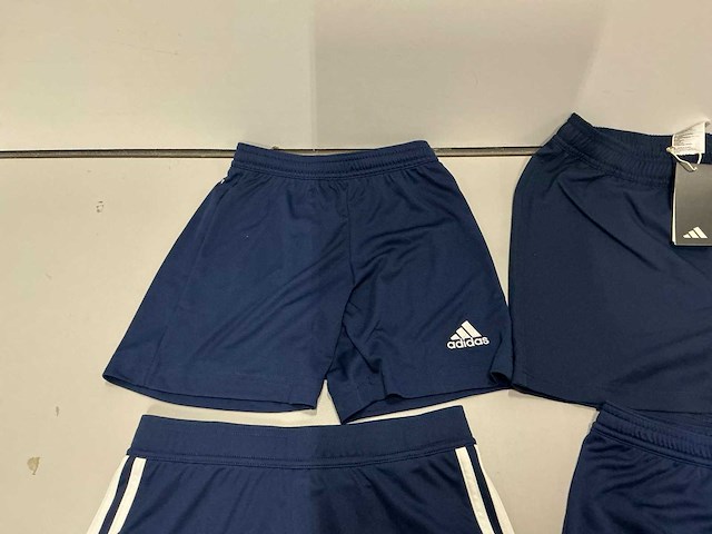 Partij diverse adidas shorts/skorts (136x) - afbeelding 13 van  19
