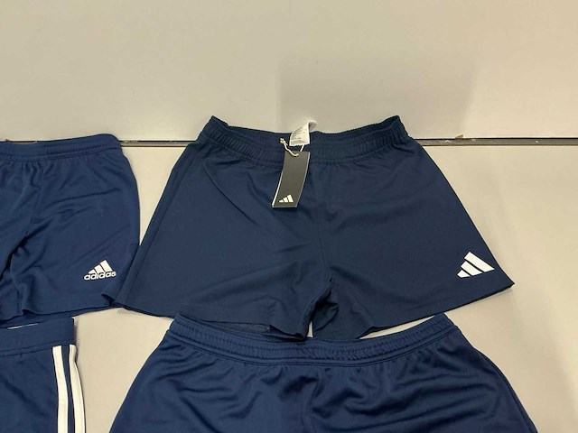 Partij diverse adidas shorts/skorts (136x) - afbeelding 14 van  19