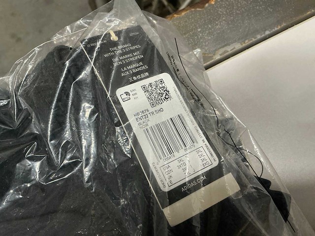 Partij diverse adidas skirts (78x) - afbeelding 3 van  12