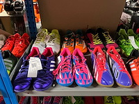 Partij diverse adidas turf/indoor schoenen (107x) - afbeelding 4 van  35