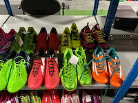 Partij diverse adidas turf/indoor schoenen (107x) - afbeelding 6 van  35