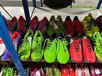 Partij diverse adidas turf/indoor schoenen (107x) - afbeelding 7 van  35