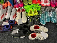 Partij diverse adidas turf/indoor schoenen (107x) - afbeelding 11 van  35