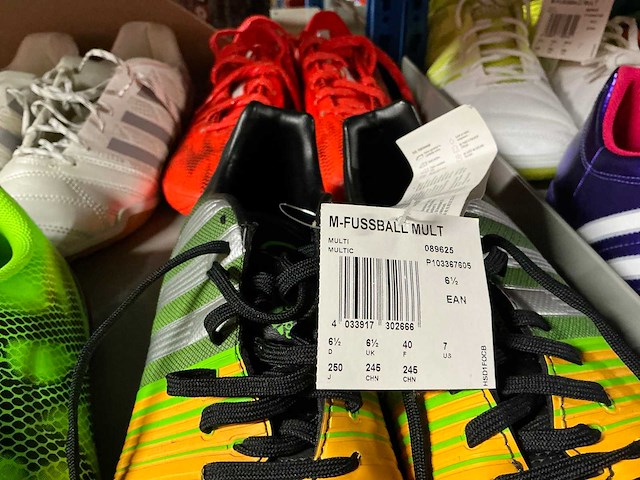 Partij diverse adidas turf/indoor schoenen (107x) - afbeelding 15 van  35