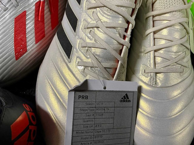 Partij diverse adidas turf/indoor schoenen (107x) - afbeelding 20 van  35