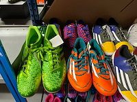 Partij diverse adidas turf/indoor schoenen (107x) - afbeelding 32 van  35