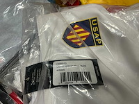 Partij diverse adidas usap shirts & shorts (36x) - afbeelding 13 van  13
