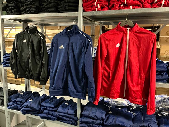 Partij diverse adidas vesten kids (131x) - afbeelding 1 van  12