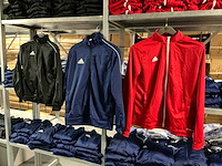 Partij diverse adidas vesten kids (131x) - afbeelding 1 van  12