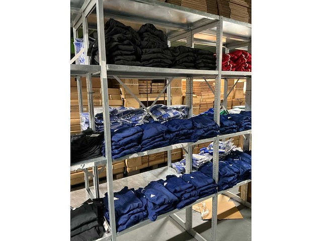 Partij diverse adidas vesten kids (131x) - afbeelding 12 van  12