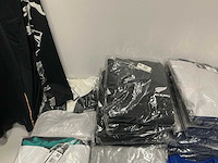 Partij diverse adidas vesten/shirts/longsleeves (49x) - afbeelding 11 van  15