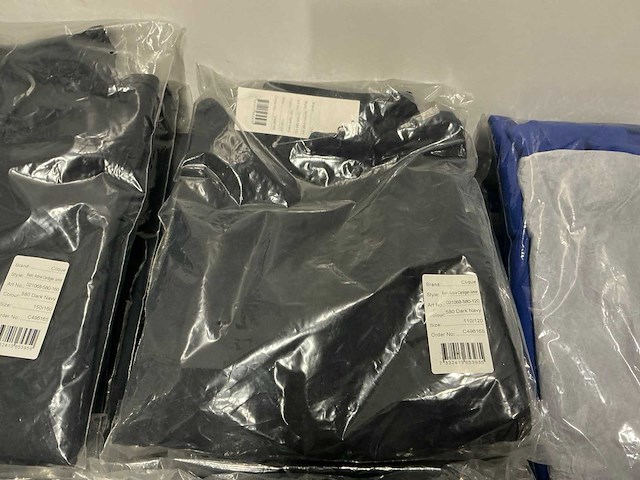 Partij diverse adidas&clique vesten (51x) - afbeelding 2 van  13