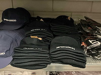 Partij diverse adidas/davidluke/beechfield kleding/accessoires (415x) - afbeelding 16 van  16