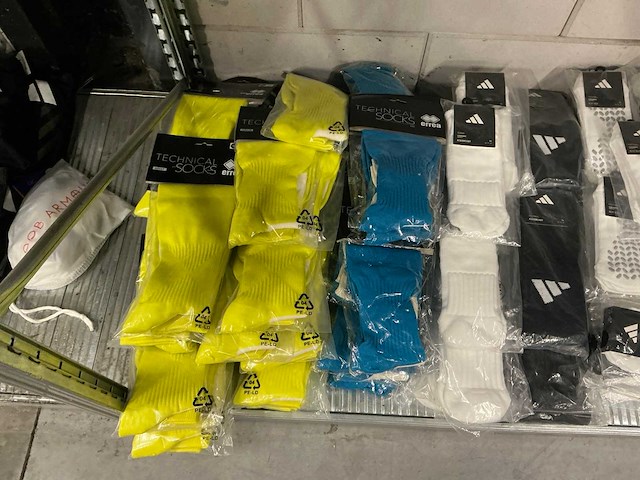 Partij diverse adidas/errea sokken (126x) - afbeelding 3 van  10