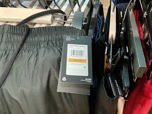 Partij diverse adidas/nike/puma/underarmour/etc trainingsbroeken (55x) - afbeelding 6 van  16