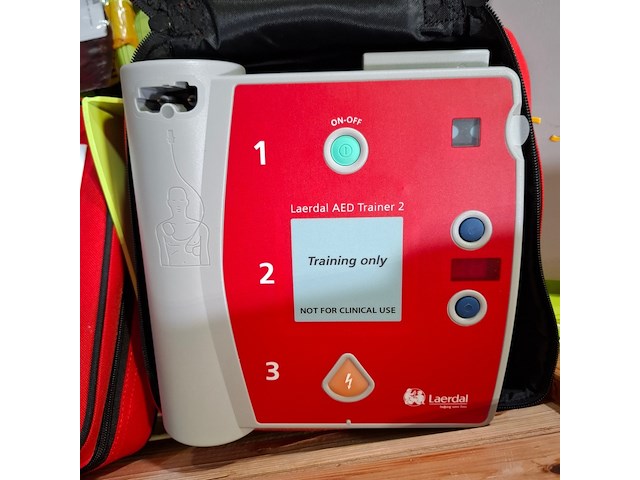 Partij diverse aed's, o.a. zoll, o.a. aed plus trainer2 - afbeelding 6 van  9