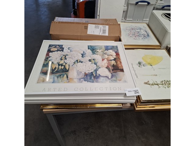 Partij diverse afbeelding in lijst - afbeelding 1 van  5