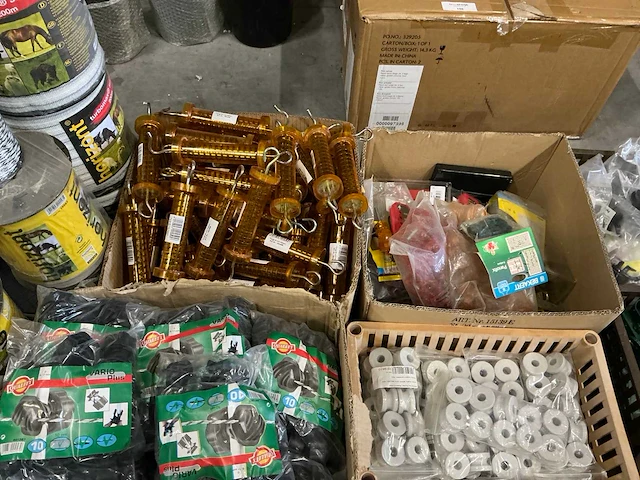 Partij diverse afrastering/benodigdheden voor weien (3291x) - afbeelding 15 van  33