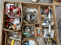 Partij diverse afsluiters - afbeelding 3 van  4