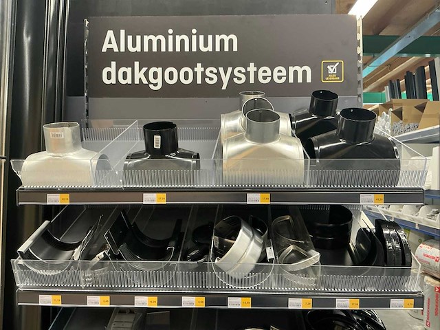 Partij diverse aluminium dakgootsysteem (170x) - afbeelding 2 van  3