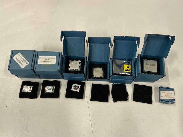 Partij diverse amd ryzen/kioxia/intel items (15x) - afbeelding 1 van  5