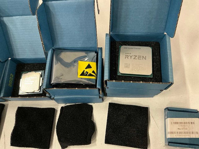 Partij diverse amd ryzen/kioxia/intel items (15x) - afbeelding 4 van  5
