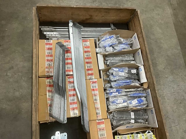 Partij diverse ankers en spouwankers - afbeelding 8 van  16