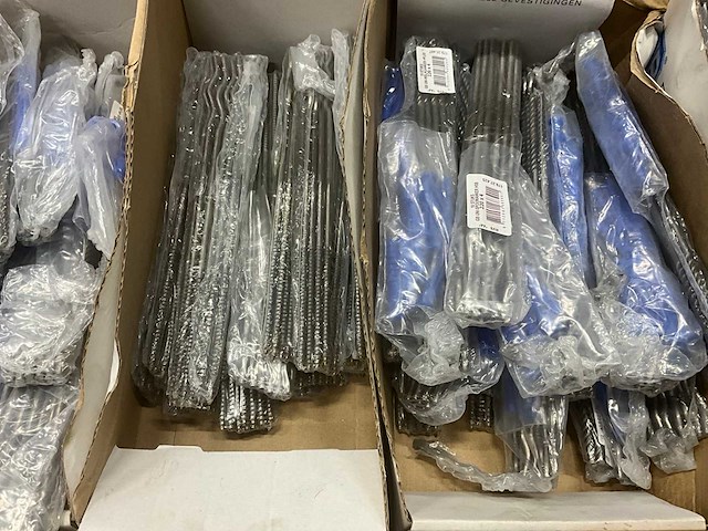 Partij diverse ankers en spouwankers - afbeelding 13 van  16