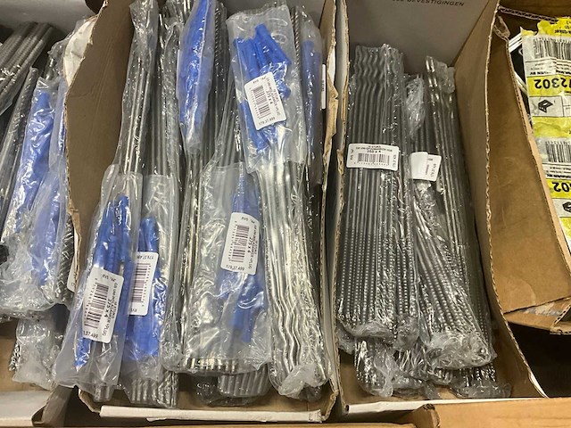 Partij diverse ankers en spouwankers - afbeelding 14 van  16