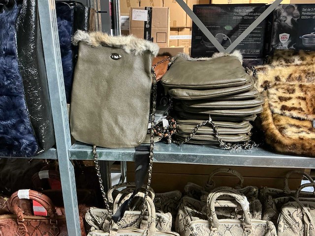 Partij diverse antichic tassen (127x) - afbeelding 2 van  20