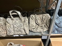 Partij diverse antichic tassen (127x) - afbeelding 5 van  20