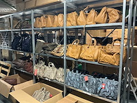 Partij diverse antichic tassen (127x)