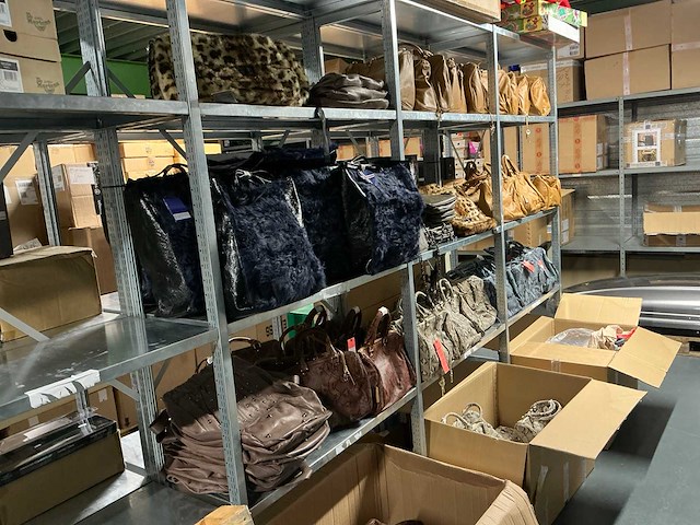 Partij diverse antichic tassen (127x) - afbeelding 12 van  20