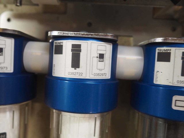 Partij diverse apparatuur waaronder festo pneumatiek en trumpf filter opstellingen - afbeelding 2 van  10