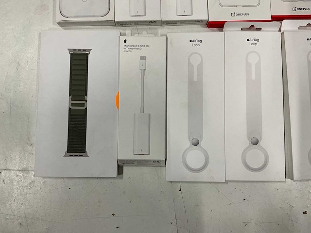 Partij diverse apple/oneplus items (17x) - afbeelding 3 van  6