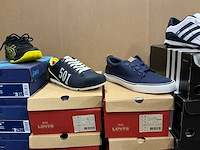 Partij diverse asics/mizuno/levi’s/adidas schoenen (32x) - afbeelding 8 van  11