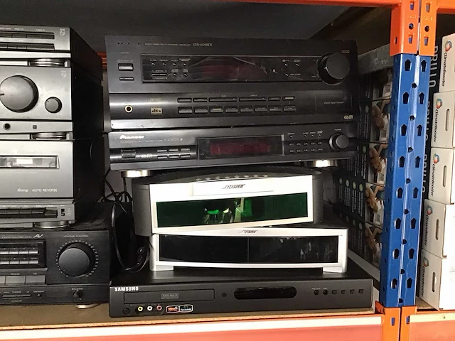 Partij diverse audio ongetest - afbeelding 1 van  4