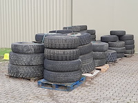 Partij diverse auto en vrachtwagenbanden, o.a continental, goodyear, o.a g186 - afbeelding 1 van  53