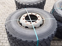Partij diverse auto en vrachtwagenbanden, o.a continental, goodyear, o.a g186 - afbeelding 39 van  53