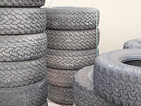 Partij diverse auto en vrachtwagenbanden, o.a continental, goodyear, o.a g186 - afbeelding 52 van  53