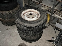 Partij diverse autobanden o.a. jeep nekaf/willy - afbeelding 2 van  9