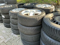 Partij diverse autobandensets - afbeelding 10 van  19