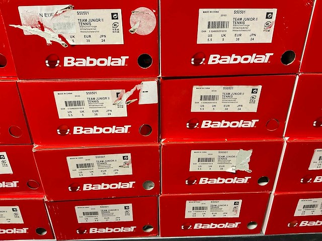 Partij diverse babolat tennis/padelschoenen (138x) - afbeelding 14 van  36