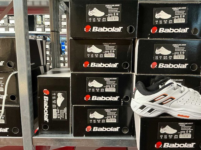 Partij diverse babolat tennis/padelschoenen (138x) - afbeelding 19 van  36
