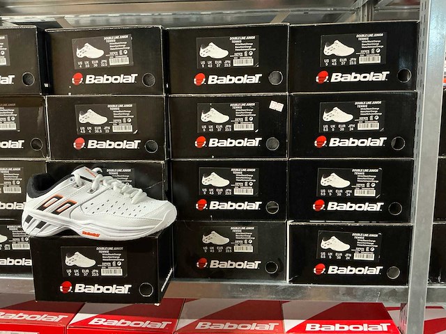 Partij diverse babolat tennis/padelschoenen (138x) - afbeelding 20 van  36